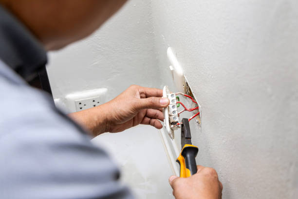 Best Affordable Emergency Electrician  in Salem, AR
